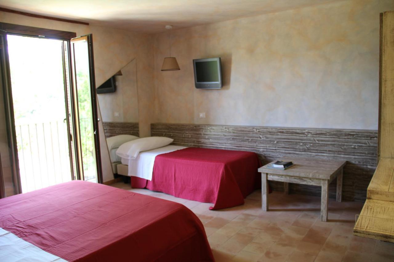 Tenuta Conte Ruggero ซานตาโดเมนิกา ภายนอก รูปภาพ